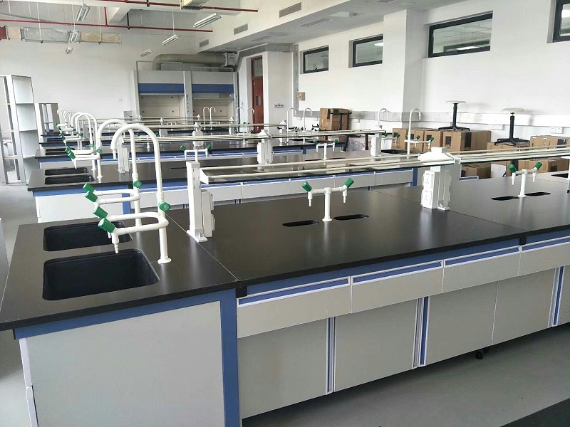 化學(xué)實(shí)驗(yàn)臺